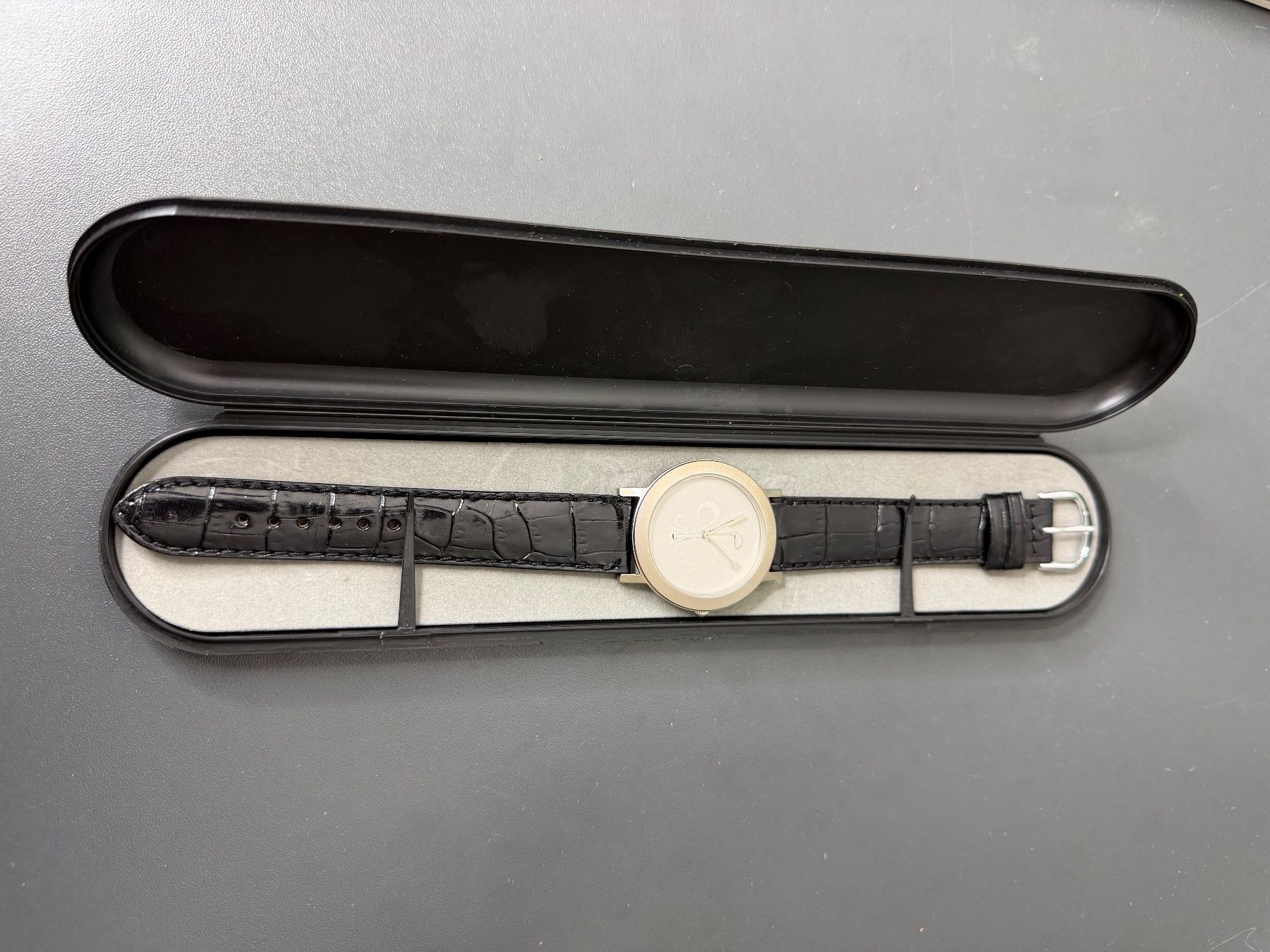 Swatch Orologi: Lot aus Uhren – Usato da Otelfingen venduto da Yossi-68 1