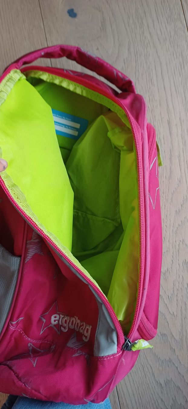 Ergobag Borse & Zaini: Toller Ergobag Schulsack CinBärella + extra Sportrucksack – Usato da Wahlendorf venduto da Irba 8