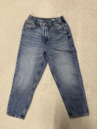 Neuwertige Loos Fit Jeans von H&M