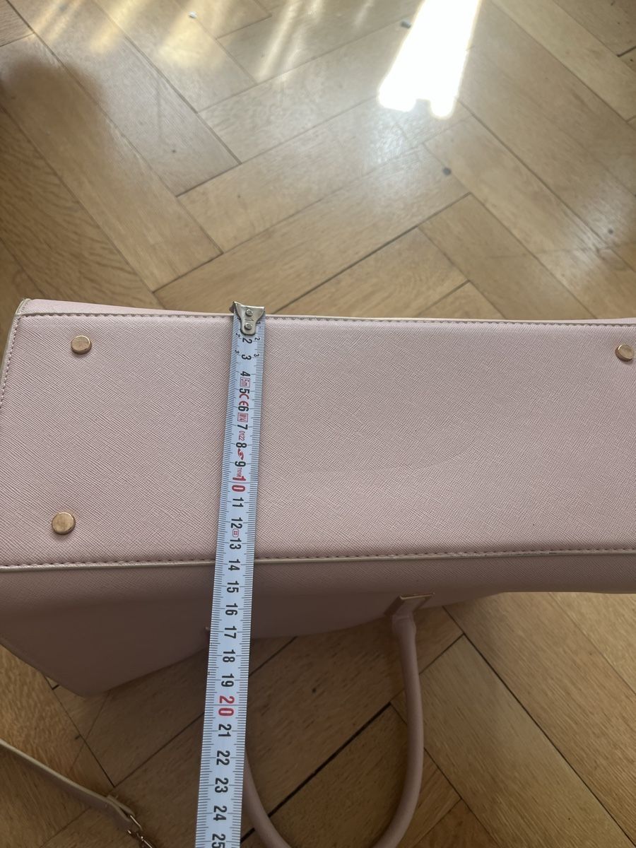 Taschen für Damen: Handtasche rosa – Gebraucht aus Olten von sae_82z2 4