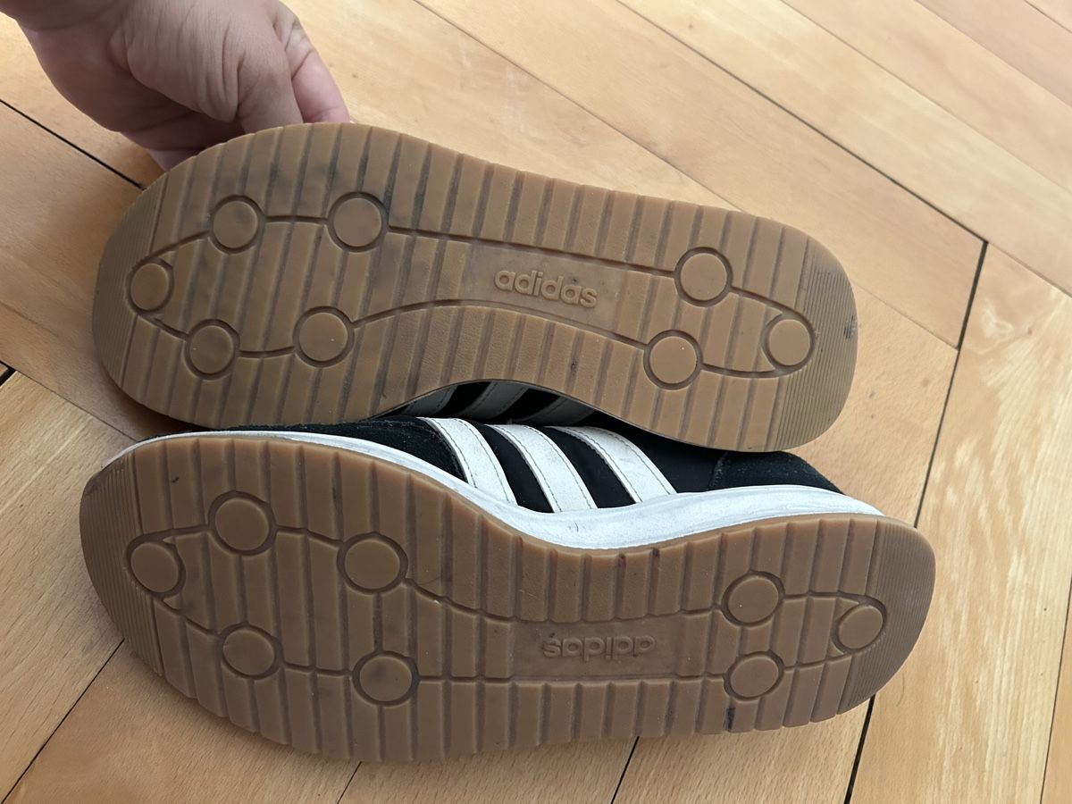 Adidas Scarpe da uomo: Sneakers Adidas schwarz Grösse 41 – Usato da Luzern venduto da bettygreen 4