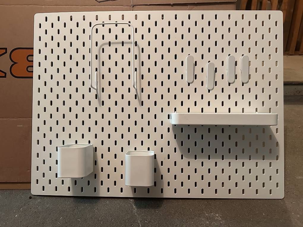 Piatti di portata: Lochplatte SKÅDIS Ikea – Usato da Liebefeld venduto da DieFrHa