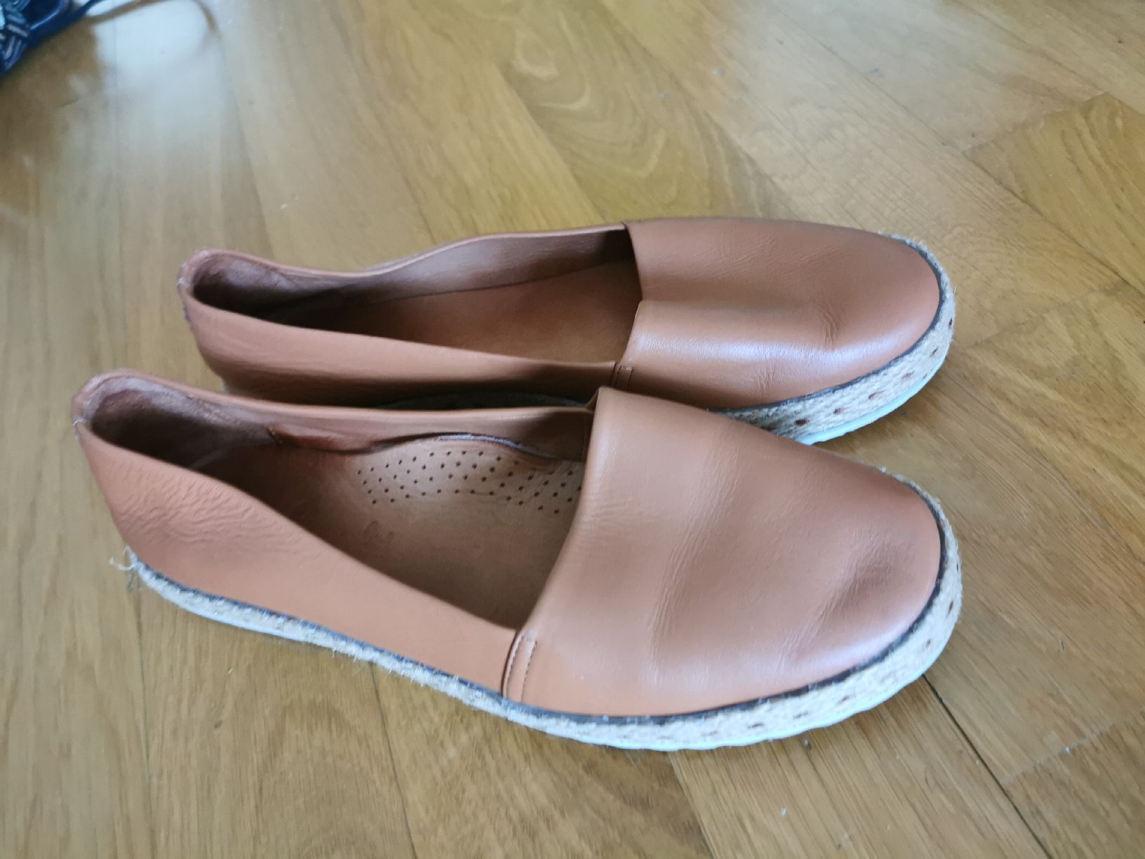 Scarpe da donna: Sommerschuhe Grösse 38 Bambi – Usato da Jona venduto da curlie_82 2