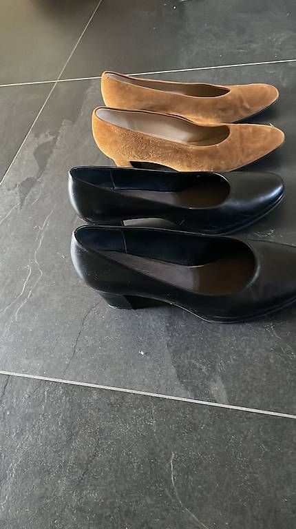 Scarpe da donna: Pumps | Schuhe mit Absatz – Usato da Gümligen venduto da alessandra.ge 1