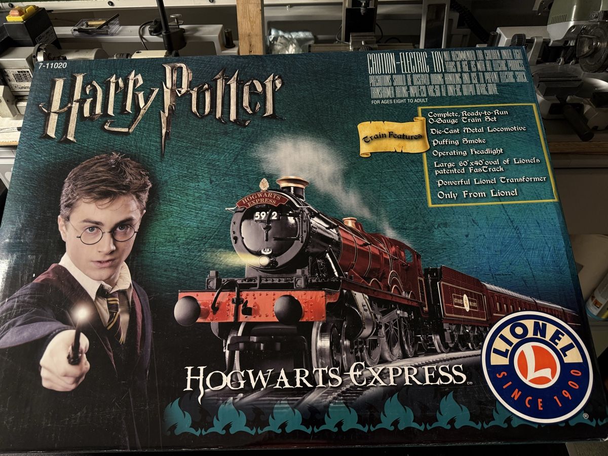 Jouets: HOGWARTS EXPRESS HARRY POTTER – Neuf avec emballage d'origine à Sempach par Wewa1