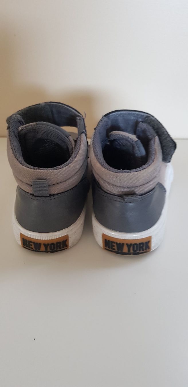 Scarpe per ragazzi: Halbschuhe grau/braun, Gr. 26 – Usato da Dietikon venduto da grafad 2