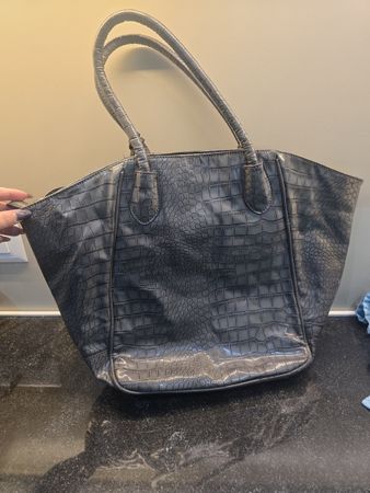 Bata Handtasche Kroko-Optik – sehr guter Zustand
