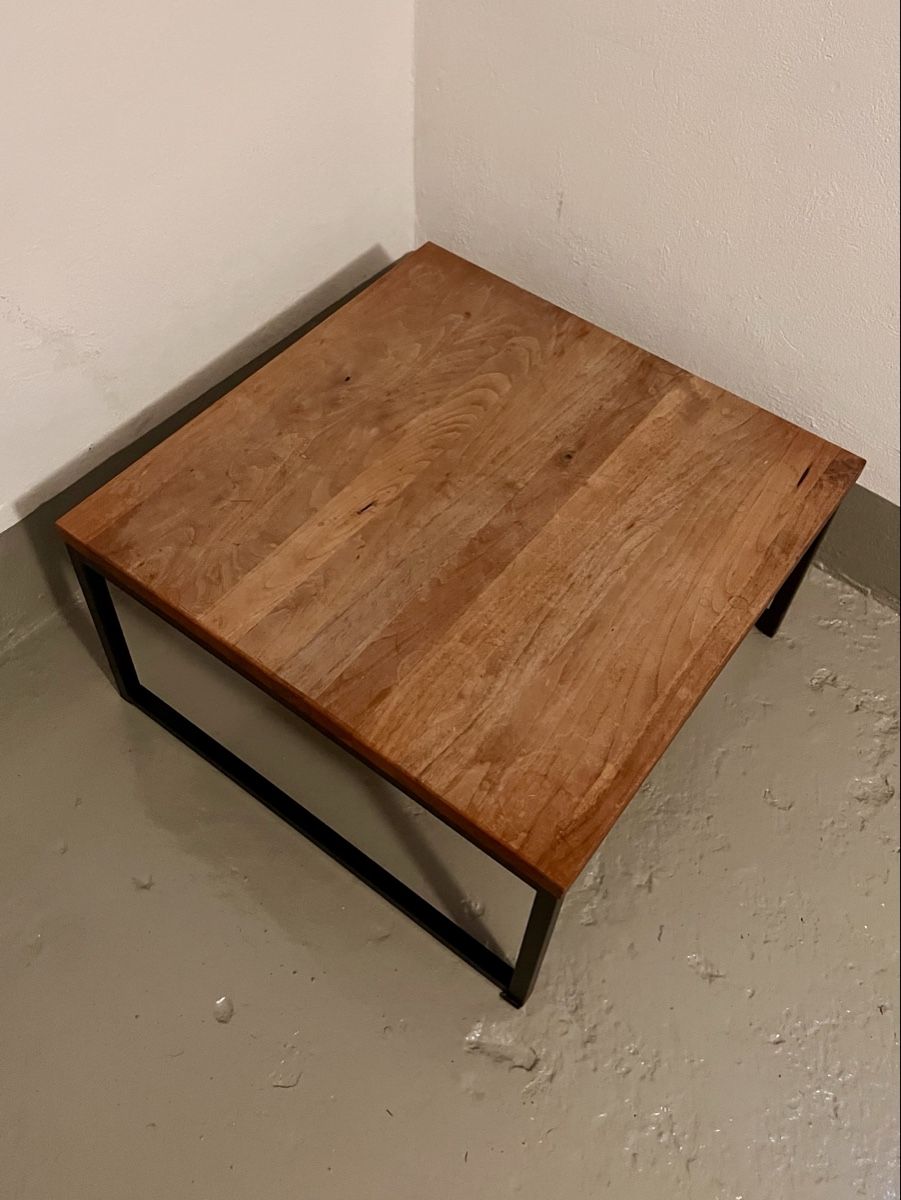 Tische: Couchtisch Holz/Metall rechteckig – Gebraucht aus Bern von Mark771