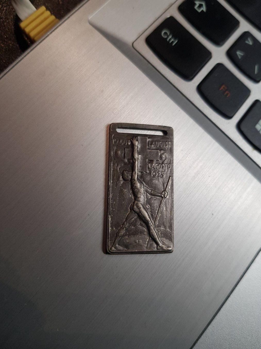 Plaketten & Abzeichen: 1. August Abzeichen Pin 1925 Schweiz Eidgenoss Plakette – Gebraucht aus Walterswil BE von Lonitti 2