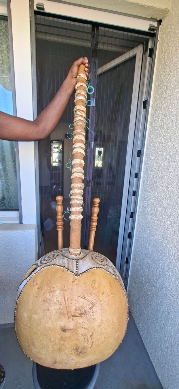Strumenti musicali: Kora Instrument aus Afrika – Usato da Kloten venduto da Ros73 3