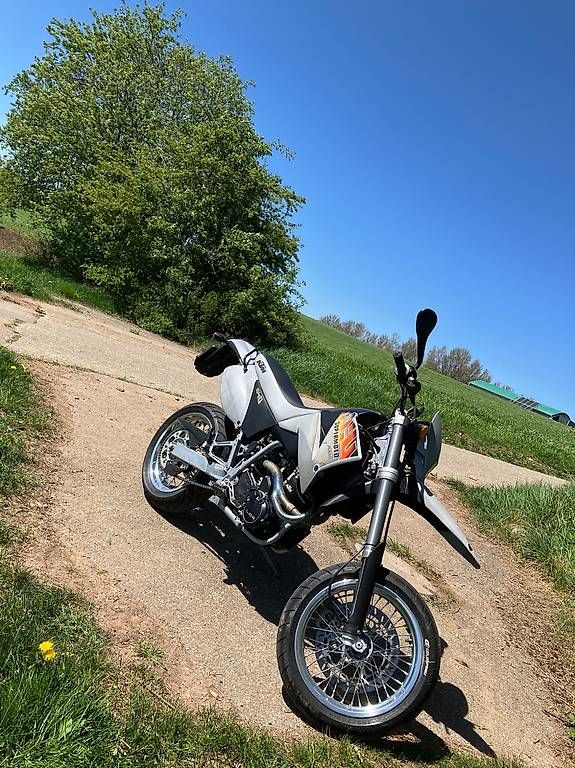 KTM Strasse: KTM 640 LC4 Supermoto – Gebraucht aus Schaffhausen von broaudi55 2