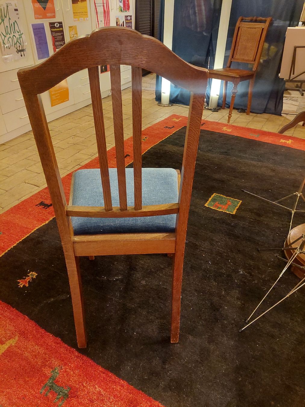 Stühle: alter, gepolsterter Stuhl, bequem – Gebraucht aus Zürich von Cortin 2