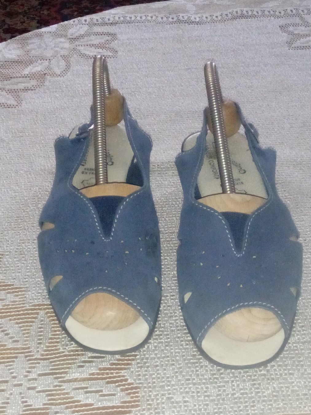 Scarpe da donna: Bequeme Sandalette  Marke: Confortissimo – Usato da Zürich venduto da Mitzi6