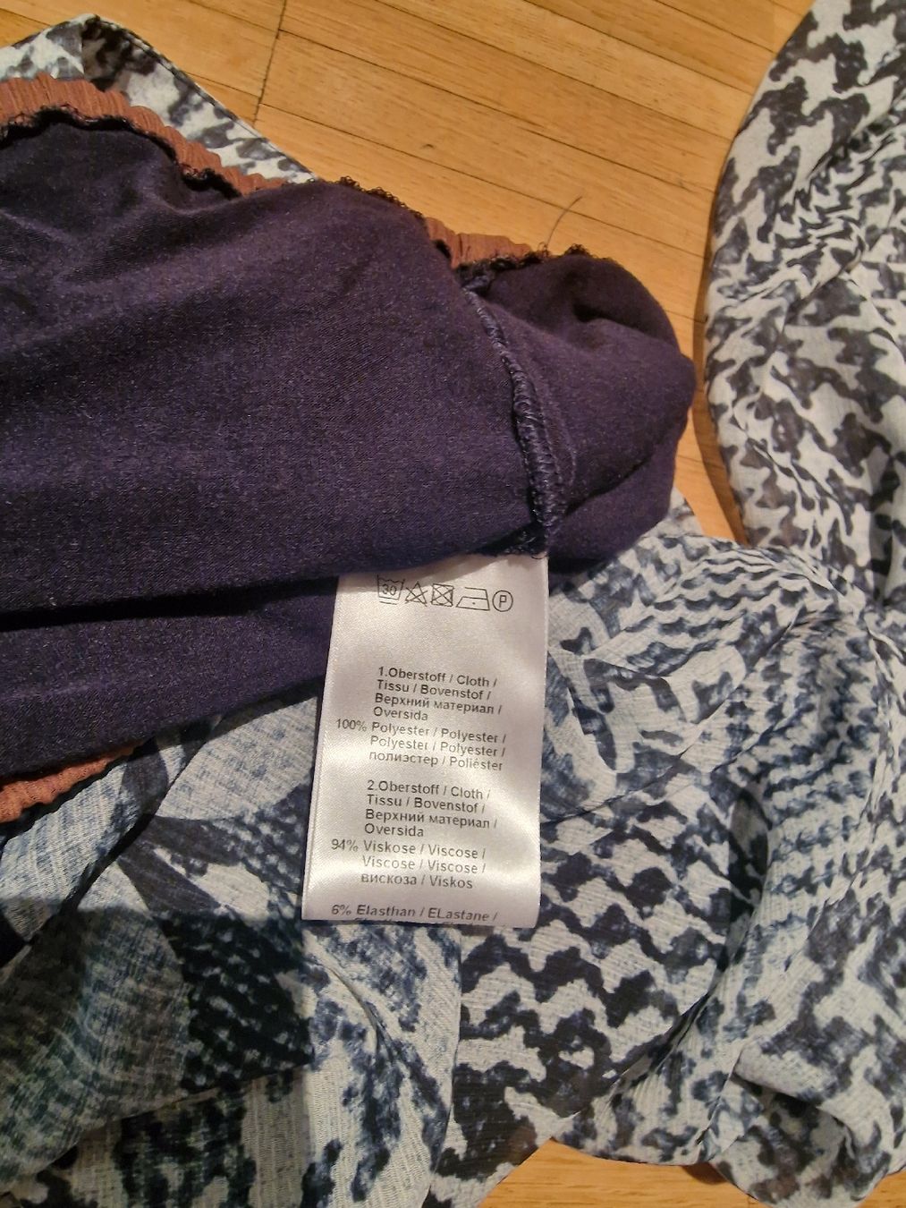 Camicette: Just White Bluse Gr. 38 mit speziellem Muster – Usato da Laufenburg venduto da may_r2st 7