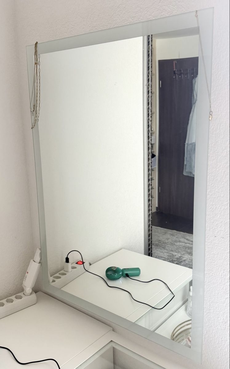 Tavoli da trucco: Coiffeuse avec miroir et éclairage – Usato da Porrentruy venduto da vvj_14 2