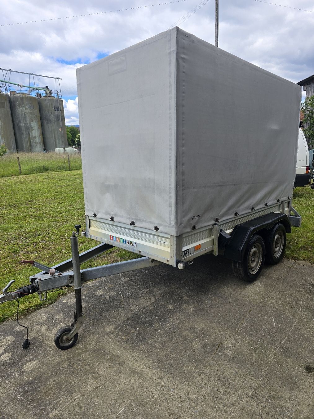 Parti ricambio per rimorchio: Anhänger Humbaur HS 200 mit Verdeck Grau – Usato da Aarberg venduto da 2002stefan 5