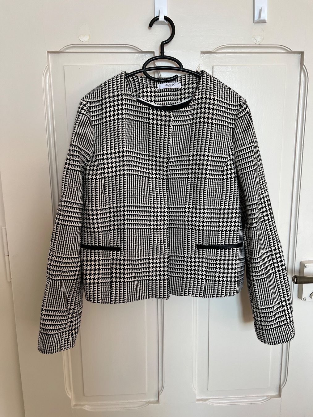 Mango Vestes: Veste Mango – D'occasion à Neuchâtel par Thesebootsaremadeforwalking