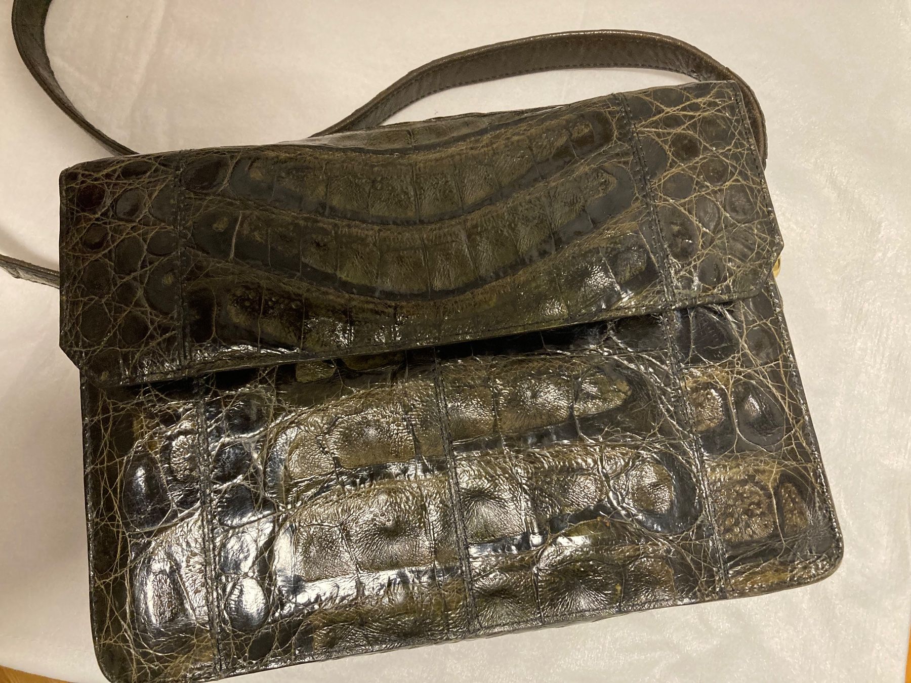 Taschen für Damen: Vintage Kroko-Tasche, seltenes Modell – Gebraucht aus rheineck von norwegianwood52 1