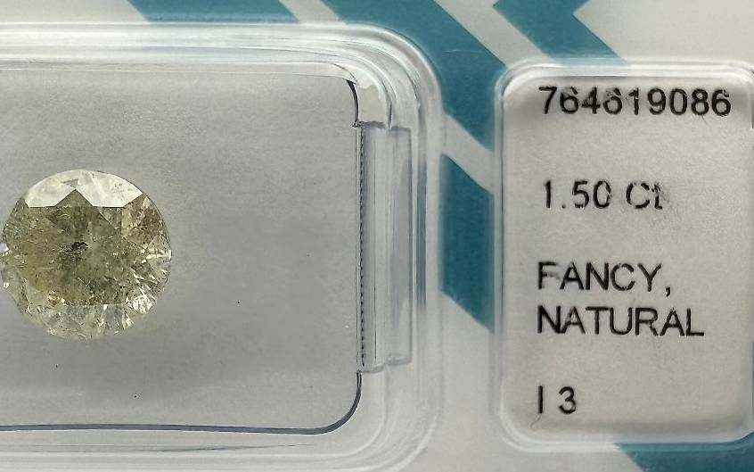 Pietre preziose: Diamant: Fancy Light Yellow, 1.5ct – Usato da Lengwil venduto da Gastman45 2