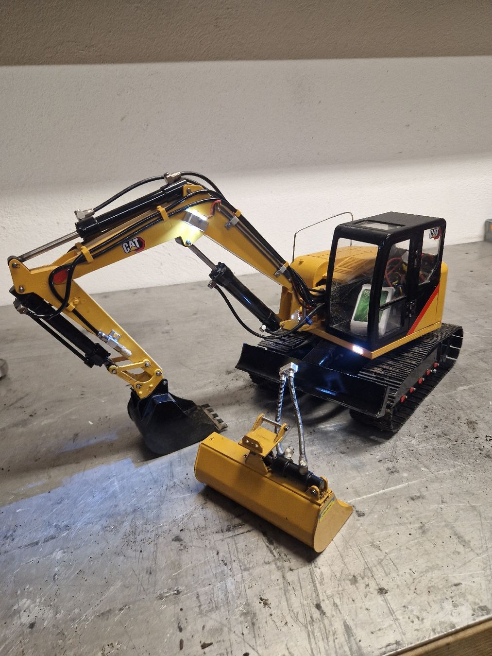 Modellismo RC: Rc Bagger – Usato da Niederbipp venduto da Elvoar