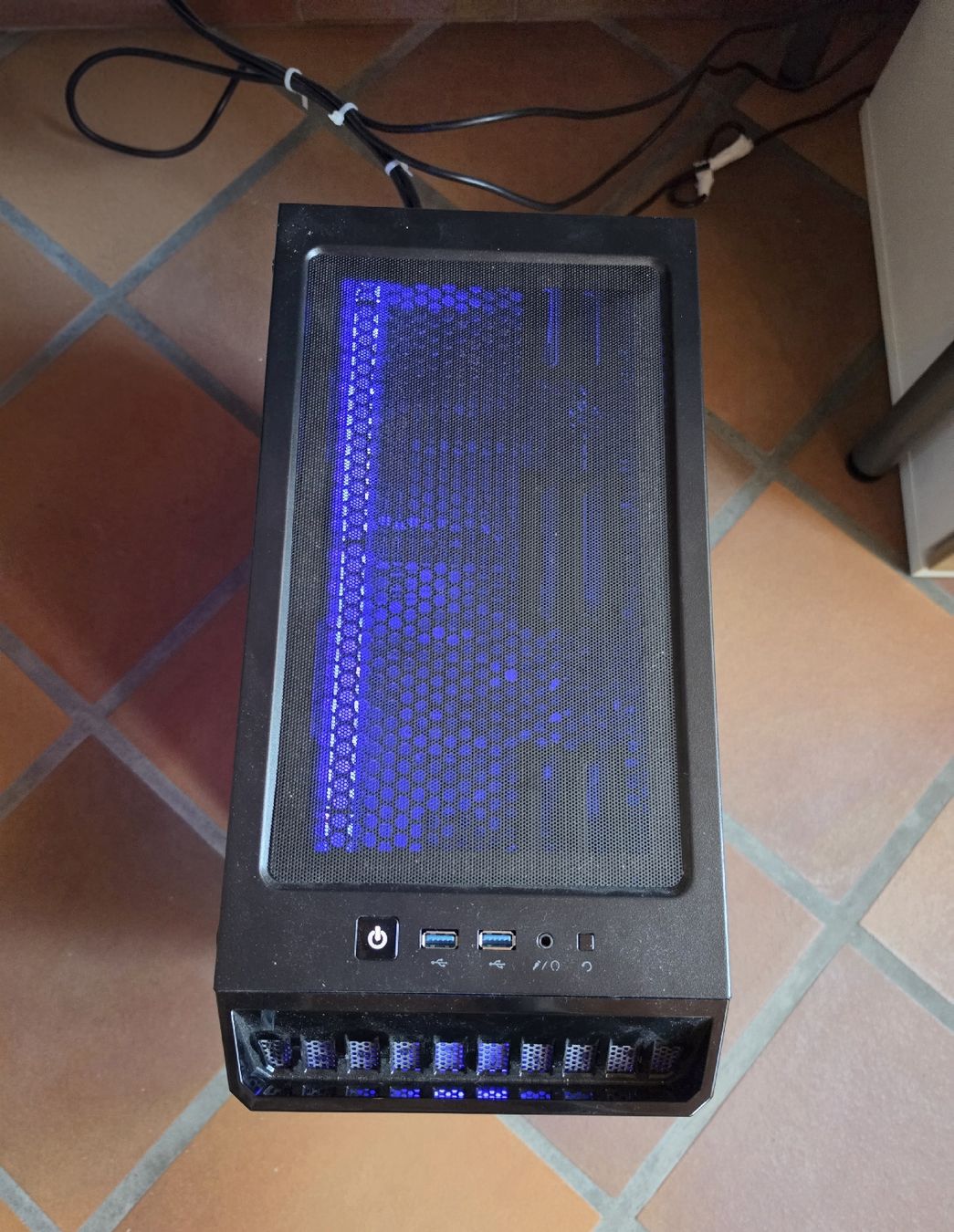 PCs: Gaming PC i7-13700F RTX4060 – Gebraucht aus Thal von LucaAndrea18 1