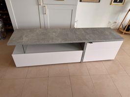 Meuble TV blanc et gris avec rangement tiroirs portes