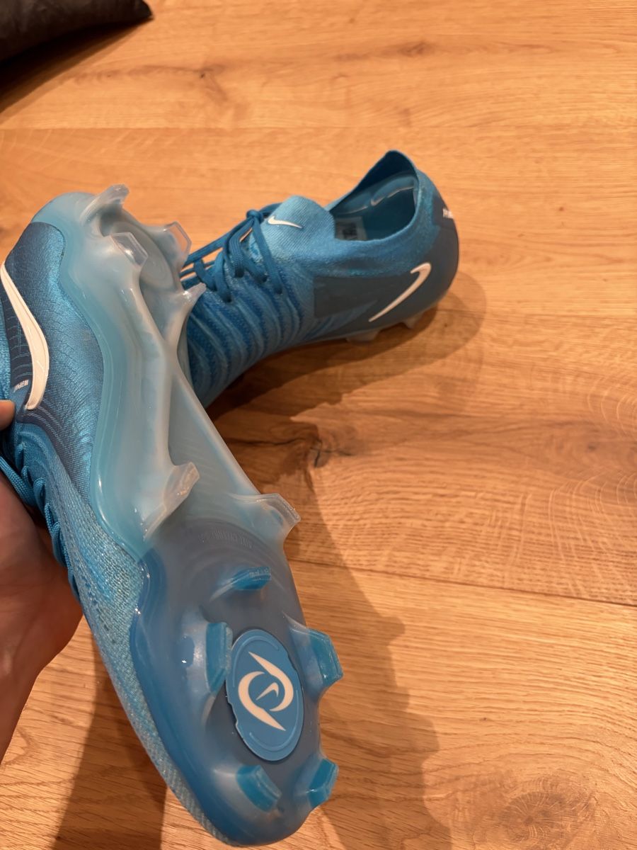 Scarpe da uomo: Nike Phantom GT2 Fussballschuhe – Nuovo (secondo la descrizione) da Hägendorf venduto da matty01 1