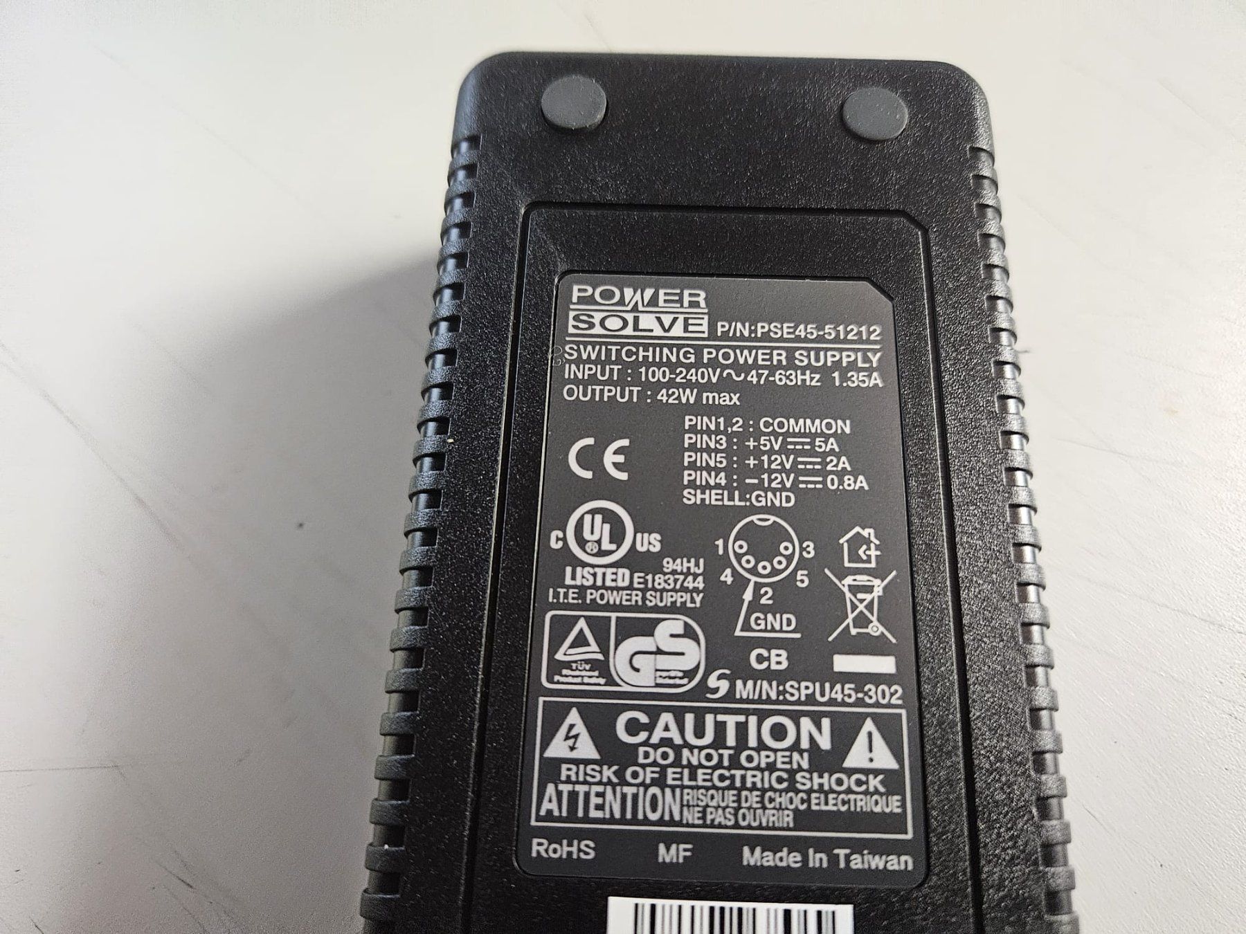 Componenti elettronici: Netzgerät 5V, +/-12V 42W Power Solve Model PSE45-51212 – Nuovo e nell'imballaggio originale da Genestrerio venduto da GIDI02 1
