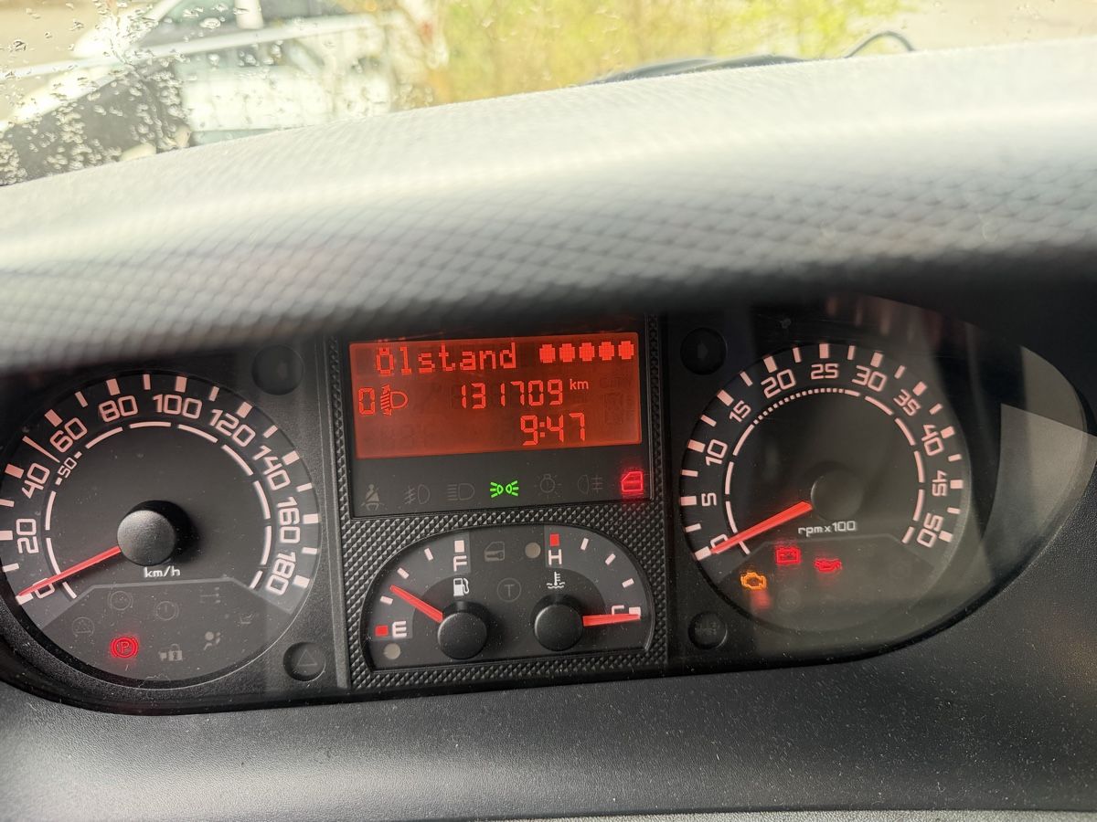 Iveco Nutzfahrzeuge: Iveco Daily Lieferwagen – Gebraucht aus Lufingen von Kasti92 4