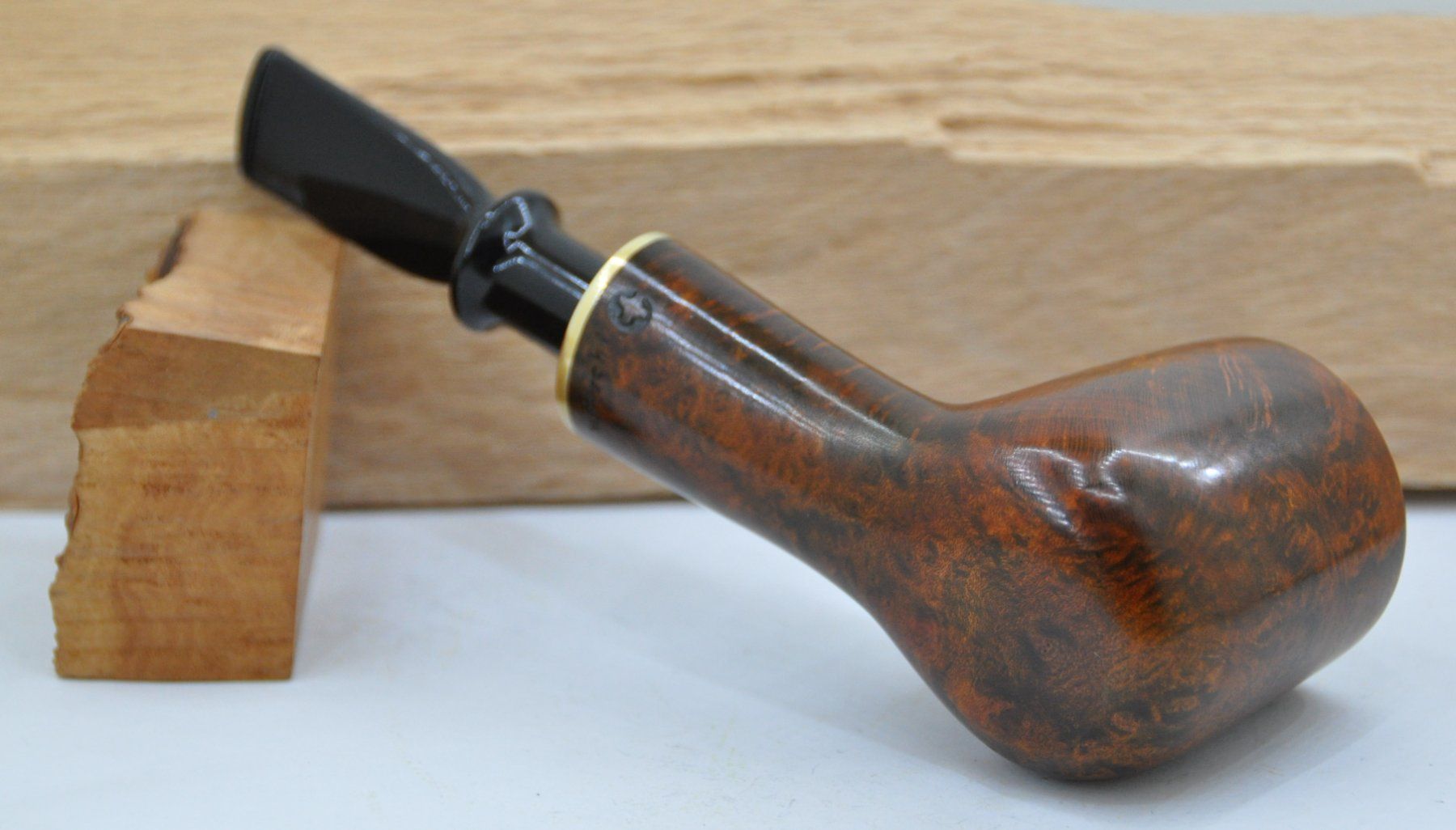 Witschi Pipes & Accessoires: Witschi Pfeife (Tabakpfeife) – Neuf avec emballage d'origine à Bern par C158H251N39O46S 6