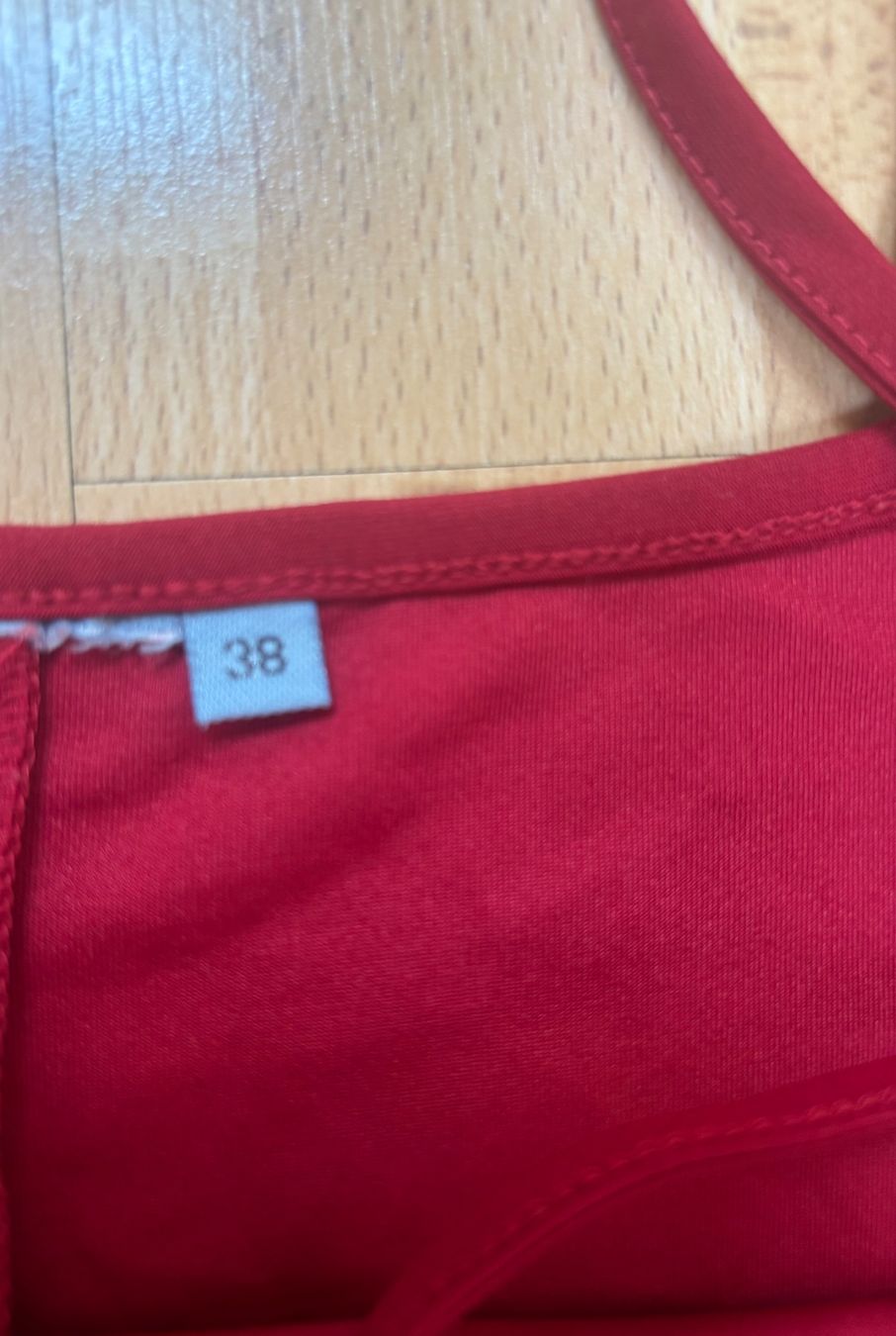 Robes: Langes Kleid - rot - Grösse 38 – D'occasion à Zofingen par Justizia_01 5
