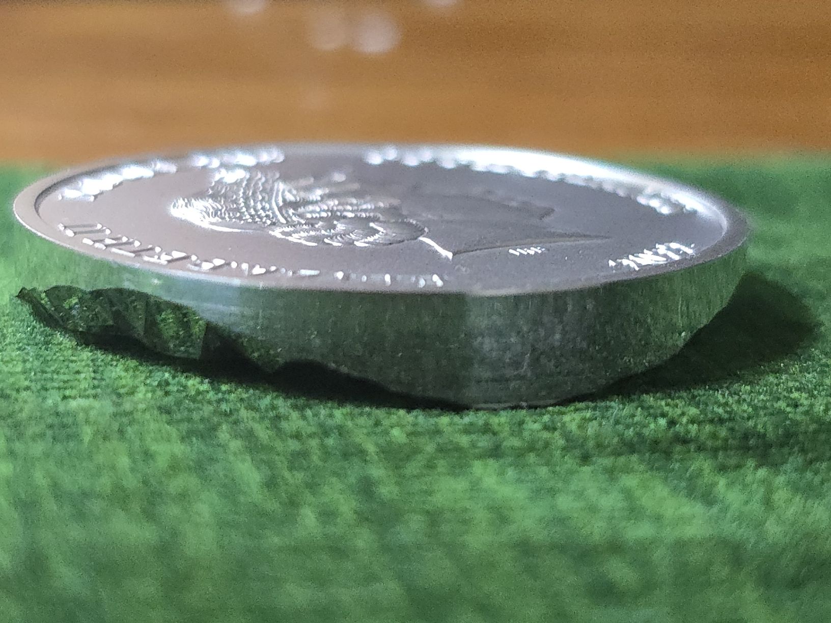 Tutti le monete: Pièce Argent Cook Islands 2022 Effet Diamant – Nuovo e nell'imballaggio originale da Carouge GE venduto da Mon_petit_grenier_27