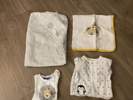 Lot vêtements et linge bébé taille 62 
