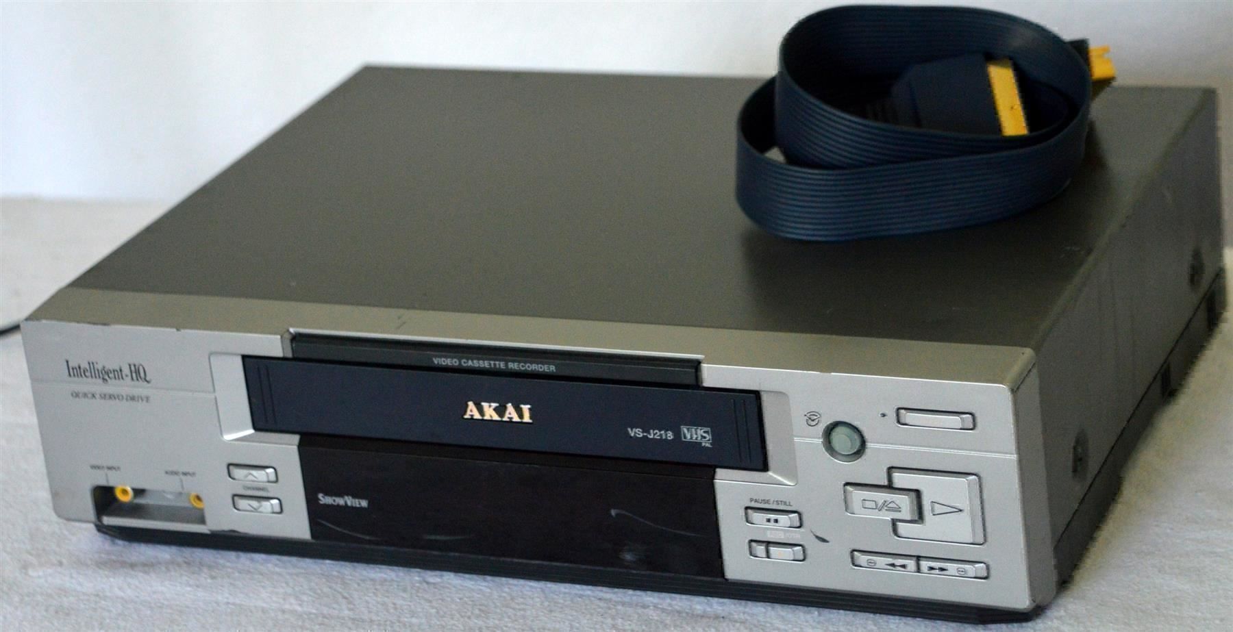 Akai Aufnahmegeräte: Videorecorder VHS  Akai VS-J218EO magnétoscope – Gebraucht aus Collonges von arashee 2