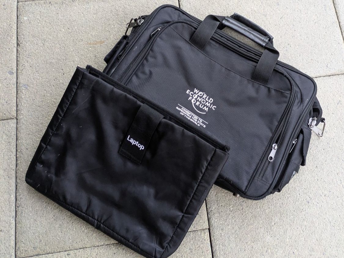 Valigie & Borse: Business Tasche schwarz – Usato da Adlikon venduto da Match62