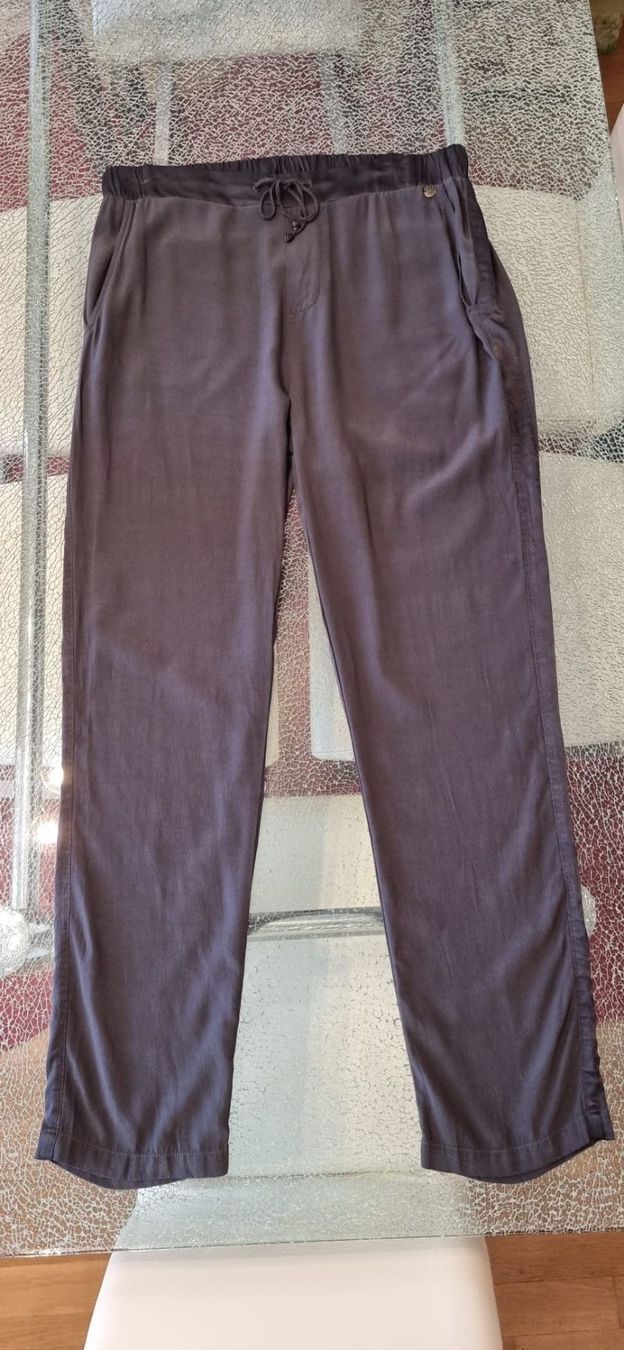 Nile Hosen: Nile Gr. L – Neu und originalverpackt aus Luzern von Reni025 1