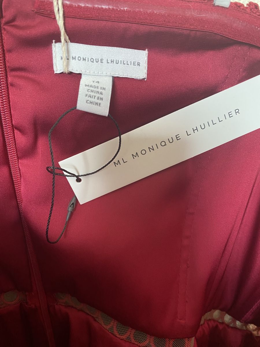 Vestiti: Rotes ML Monique Lhuillier Spitzenkleid – Nuovo e nell'imballaggio originale da Bern venduto da mel_x88r 8
