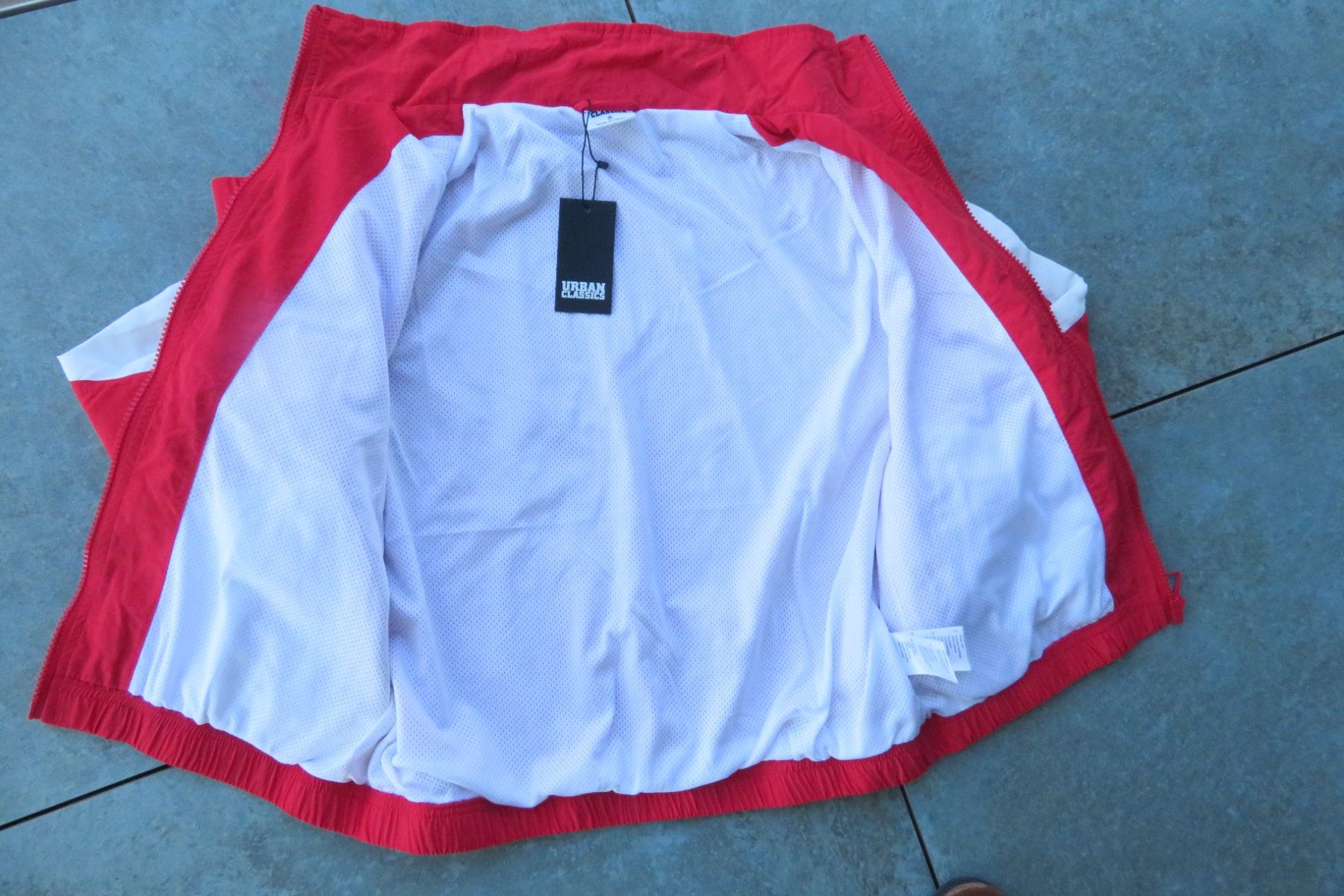 Giacche: Windbreaker URBAN CLASSICS Grösse S – Nuovo (secondo la descrizione) da Wil ZH venduto da Tamagy 1