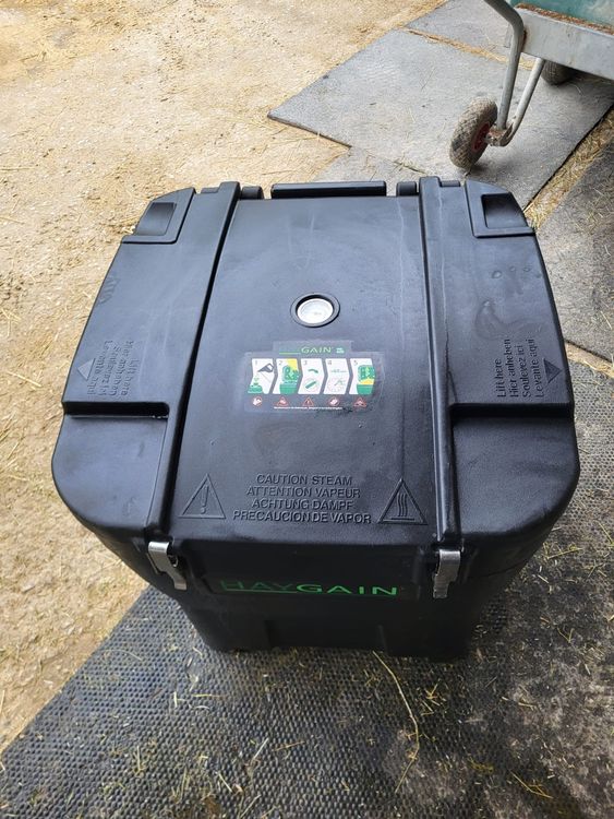 Haygain 600 & Forager Slowfeeder Kaufen auf Ricardo