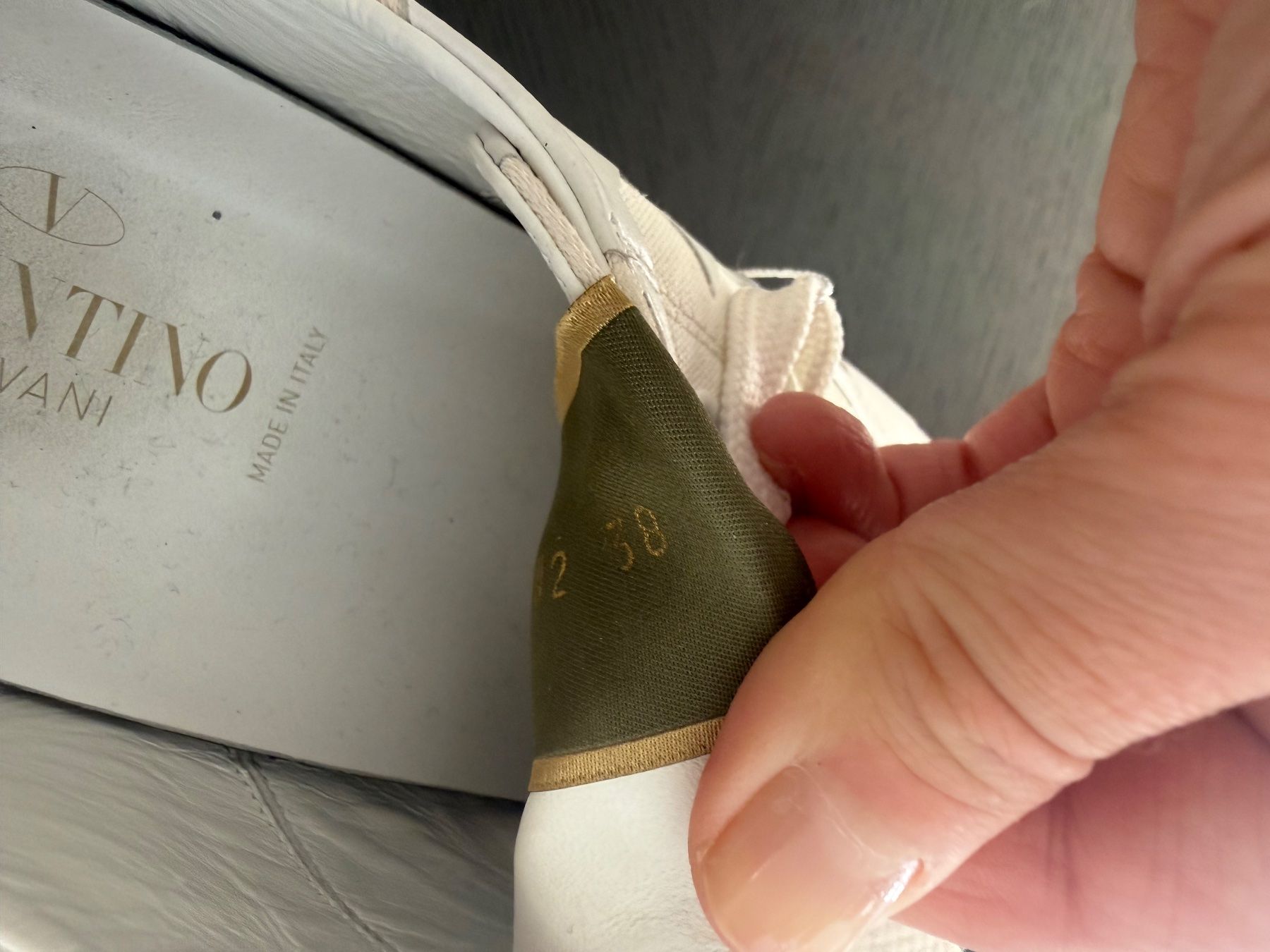 Valentino Chaussures femmes: Valentino Sneaker – D'occasion à Küsnacht par emch125 4