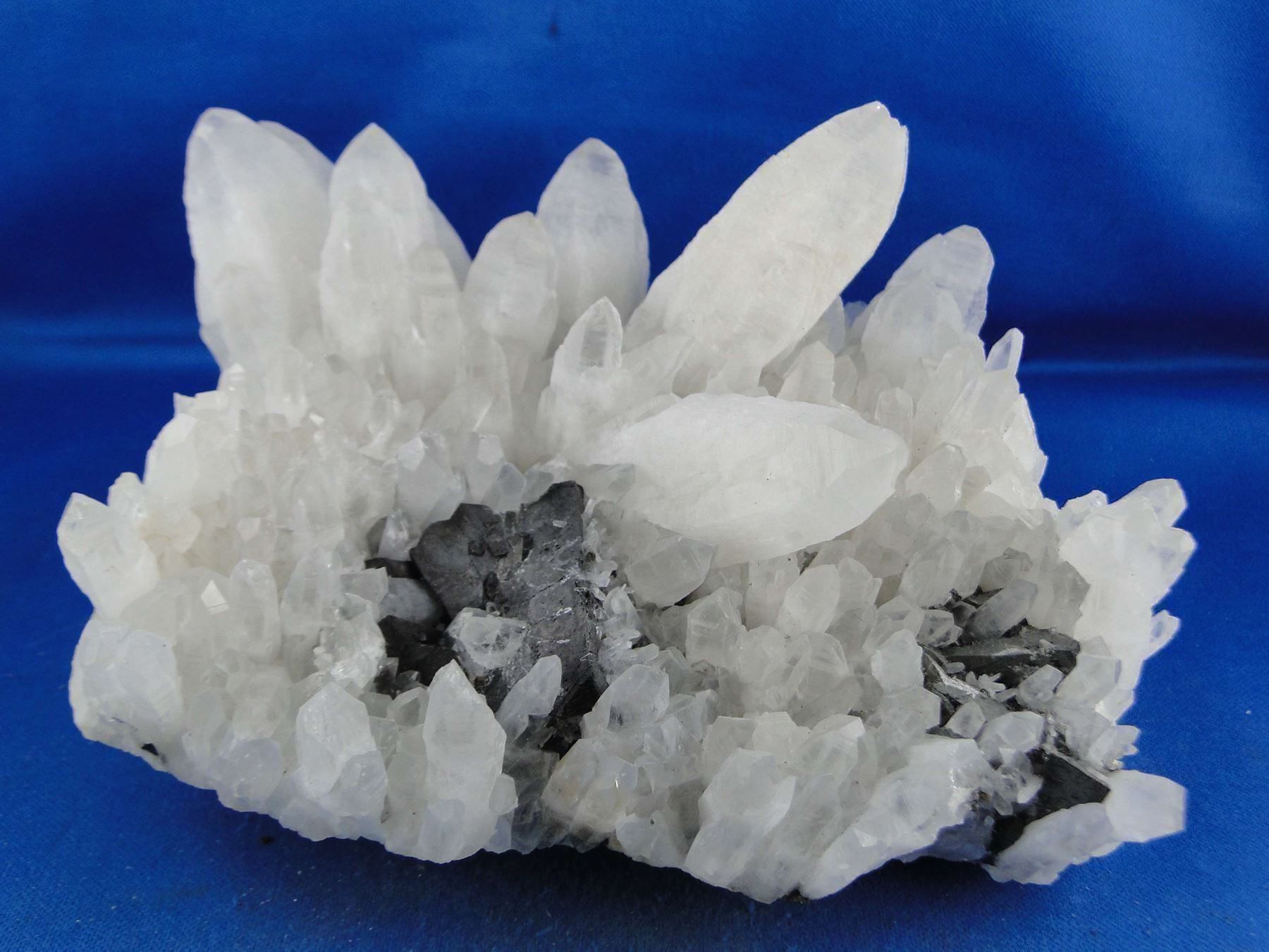 Mineralien & Heilsteine: Bergkristall mit Tetrahedrit – Gebraucht aus Schinznach Bad von Demerald 1