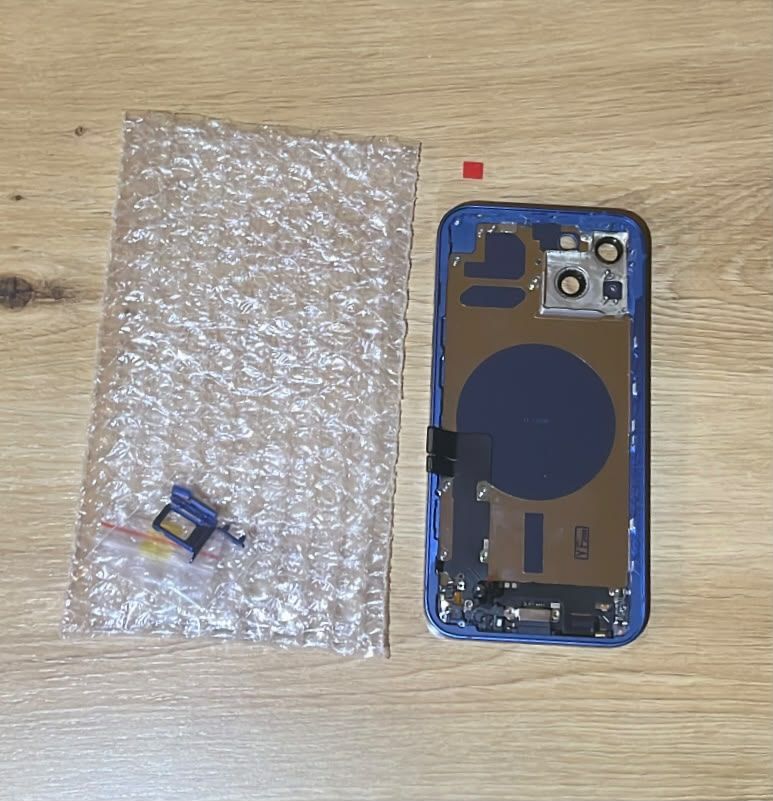 Apple Telefoni cellulari / Smartphones: châssis iPhone 13 pièce détachées – Nuovo e nell'imballaggio originale da Fribourg venduto da mal_8zjh 1