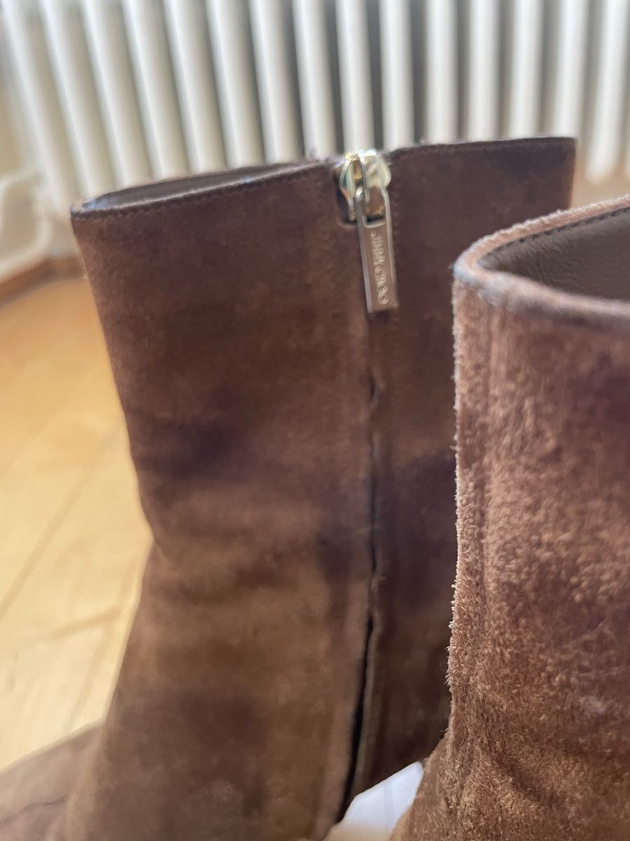 Jimmy Choo Damenschuhe: Stylish Jimmy Choo low boots size 40.5 – Gebraucht aus Yverdon-les-Bains von pen_bbz8 3