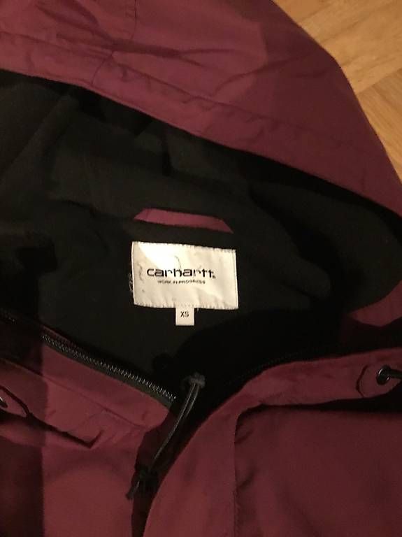 Giacche: Jacke Damen Carhartt – Usato da Beckenried venduto da FlowerPower04 1