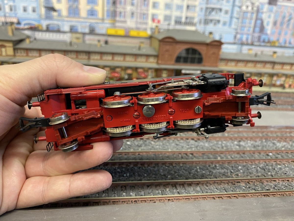 Fleischmann Modelleisenbahnen: Fleischmann 4064 Dampflok – Gebraucht aus Glattpark (Opfikon) von anywaya23 7