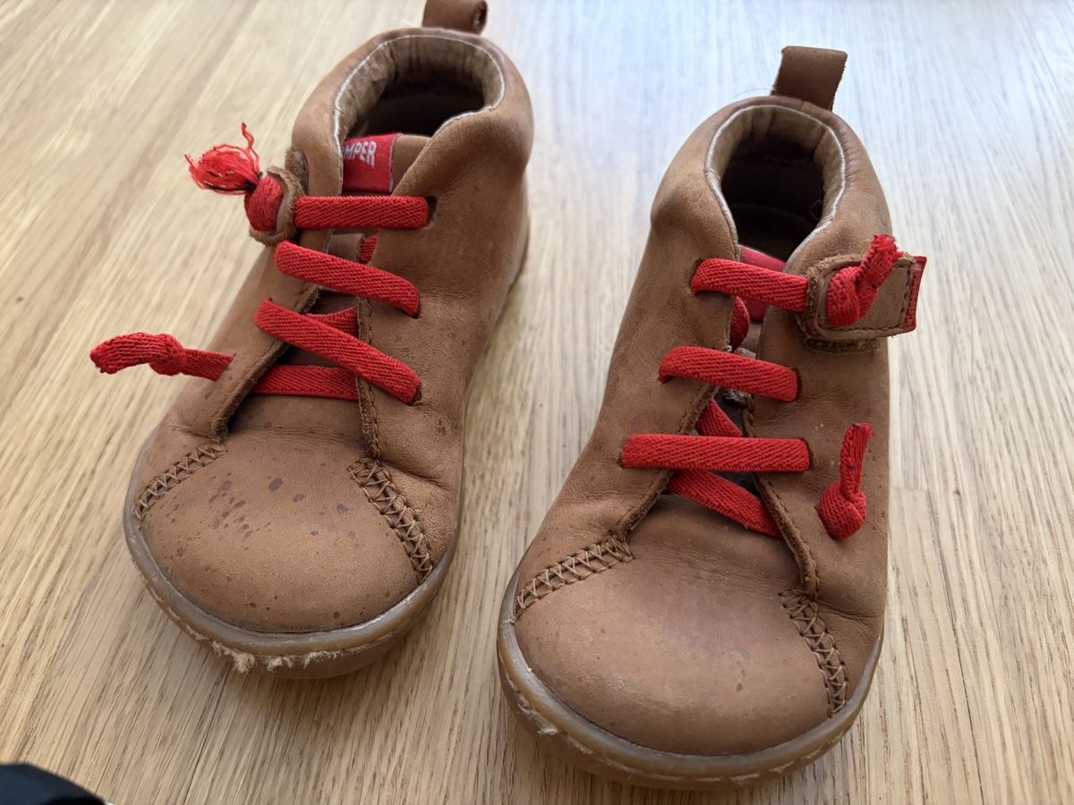 Vans Chaussures garçon: Vans & camper Grösse 23 – D'occasion à Küsnacht ZH par Nicole6543 2