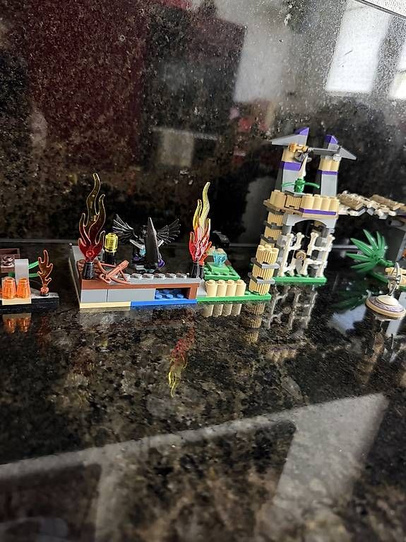 Lego Jouets: LEGO Ninjago Chan-Tempel (Schlangentempel)  mit Fallen – D'occasion à Buchrain par nic_sp69 1