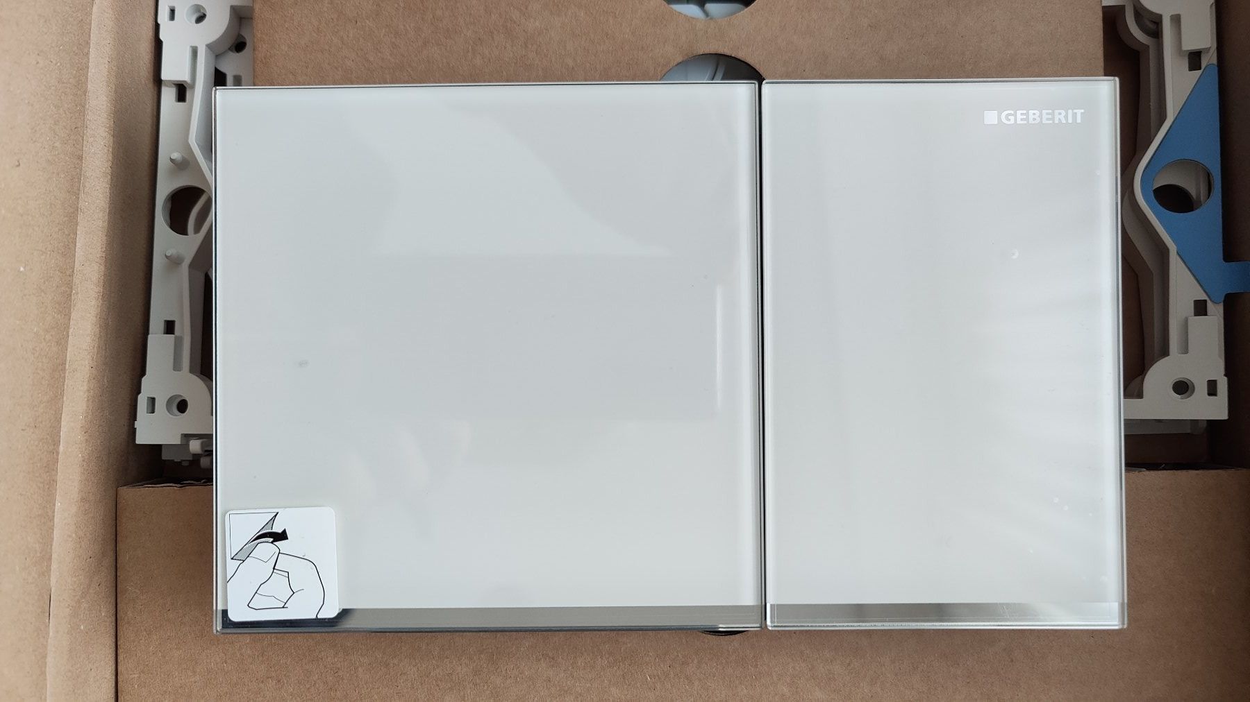 Geberit WC: Drückerplatte Geberit Sigma 60 – Neu und originalverpackt aus Bolligen von Casewise