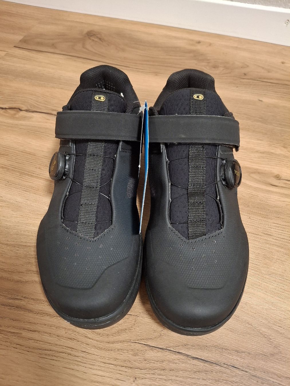 Herrenschuhe: Veloschuhe NEU – Neu (gemäss Beschreibung) aus Bäriswil BE von vonys