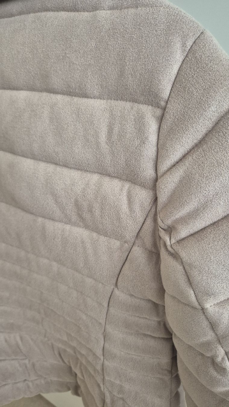 Jacken: Zebra Steppjacke beige s – Gebraucht aus Bülach von Living_Art 2